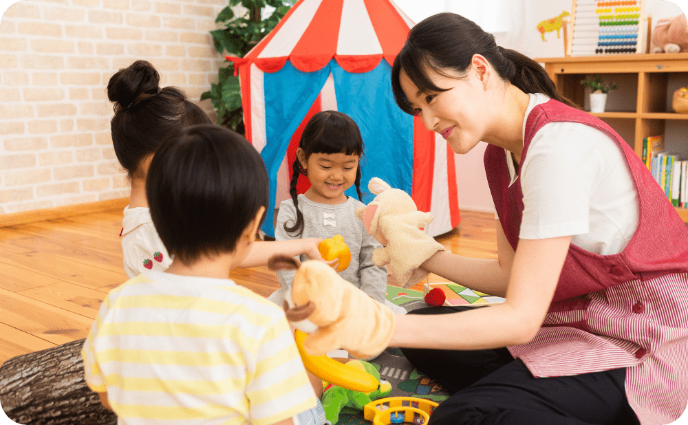 幼児英語インストラクターはそんな指導知識・スキルを身につけたプロ