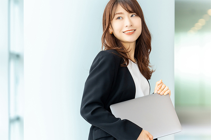 人生を豊かにするポジティブ心理学とは？仕事や私生活に役立てる方法や学び方などを解説