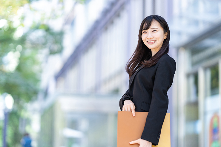行政書士を目指すのに向いている人の特徴