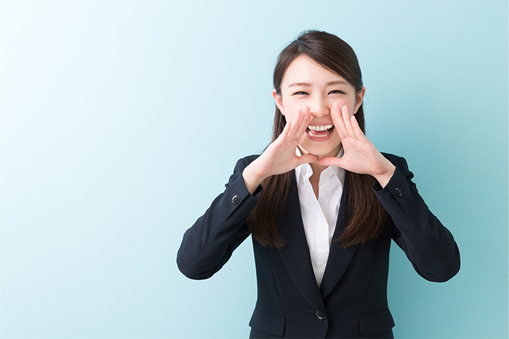 キャリカレではテキスト＋プロ講師の解説で宅建士試験の合格を目指します！