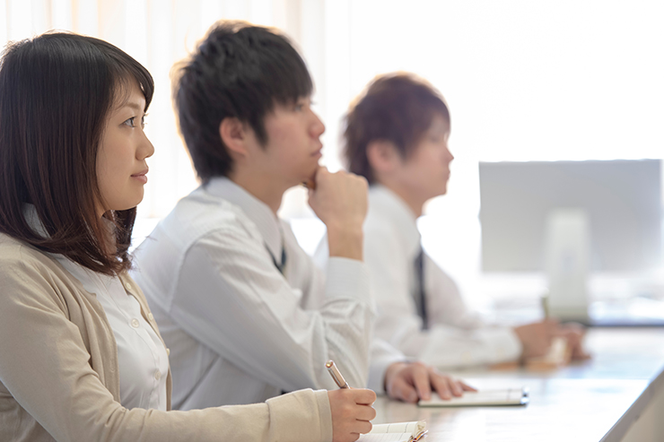 宅建士試験の登録実務講習とは？実際の流れや受講の必要性などについて解説