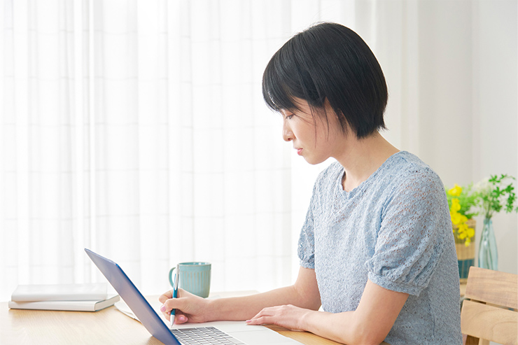 保育士試験の対策は通信講座がおすすめ