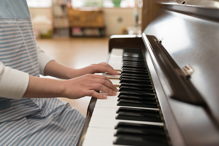 保育士資格の取得方法によるピアノの位置づけとは？