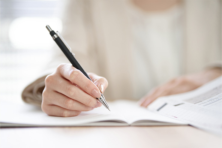 生活相談員に必要な資格の勉強方法